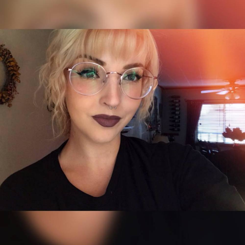 Meet your Posher, Taylor